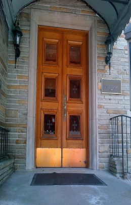 FRONT DOORS stretch